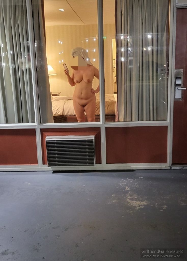 PublicNudeWife Naked Hotel