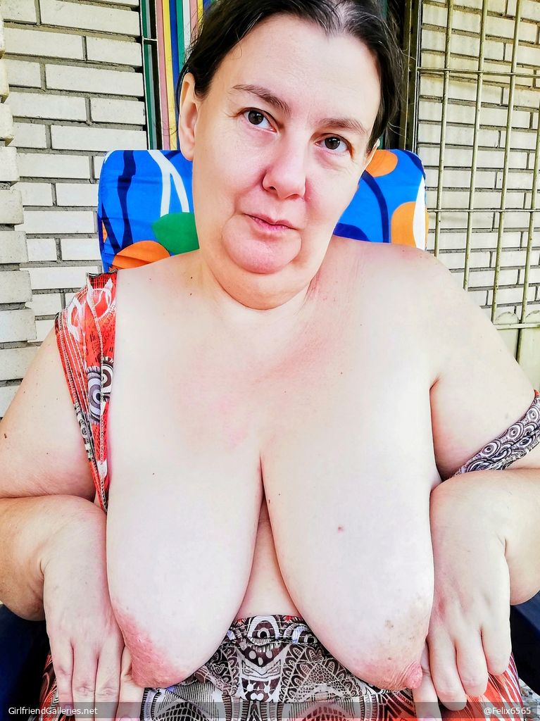 My wife naked
