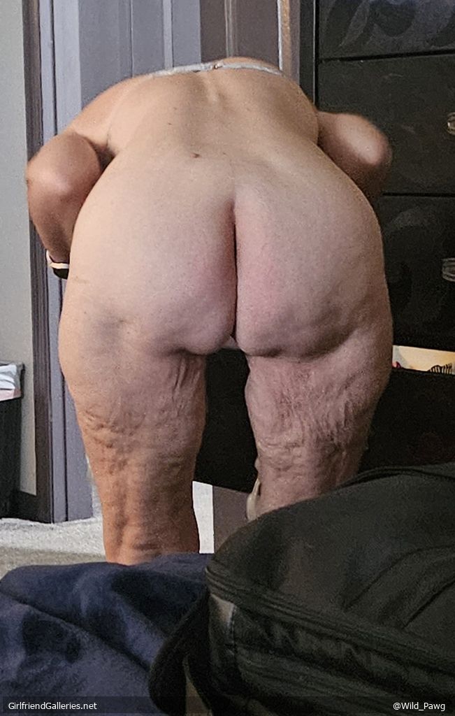 Lots of sexy ass
