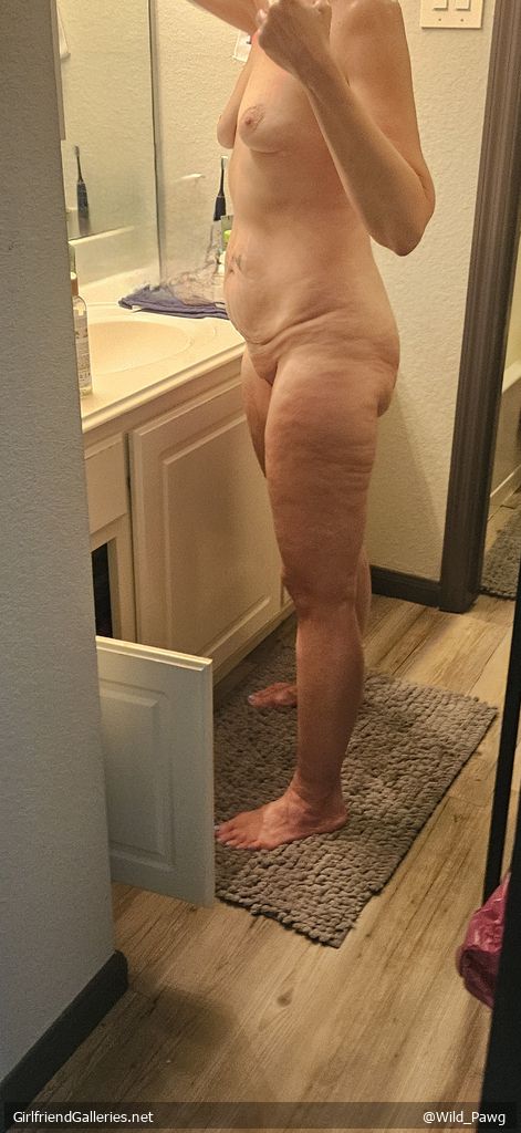 Fully Nude Mature