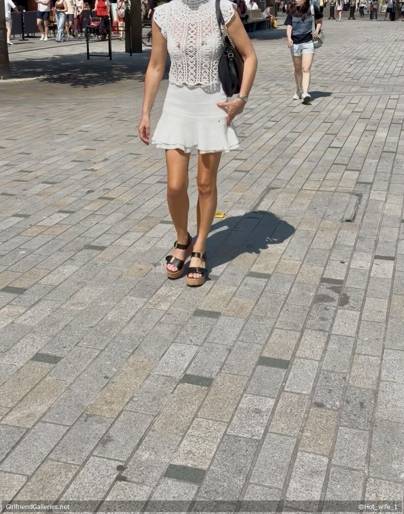 Nipples out in public