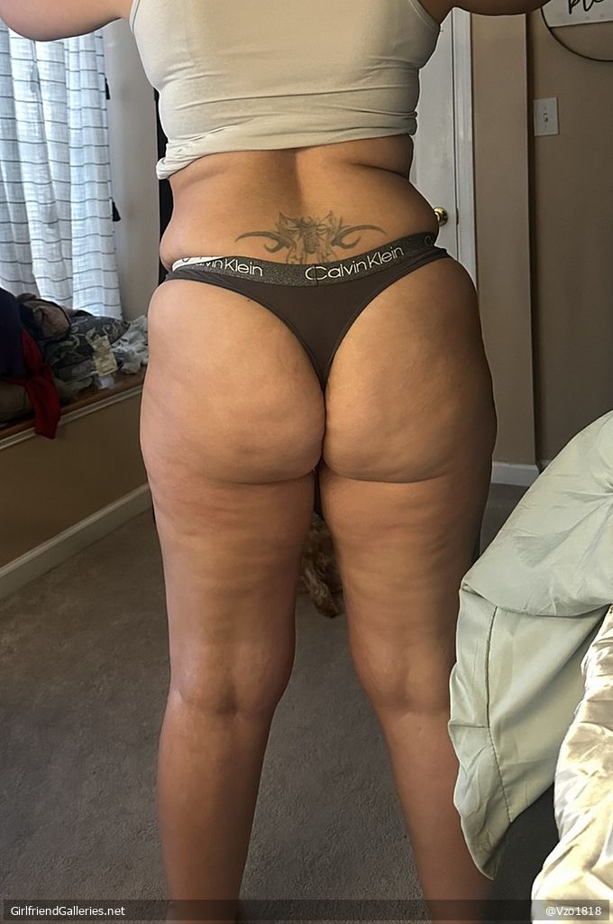 35 wife juicy ass