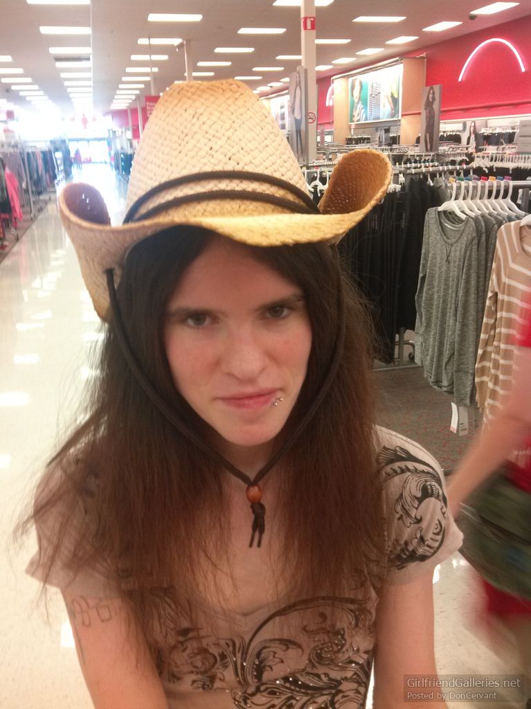 Witchy wife spreading her pink pussy