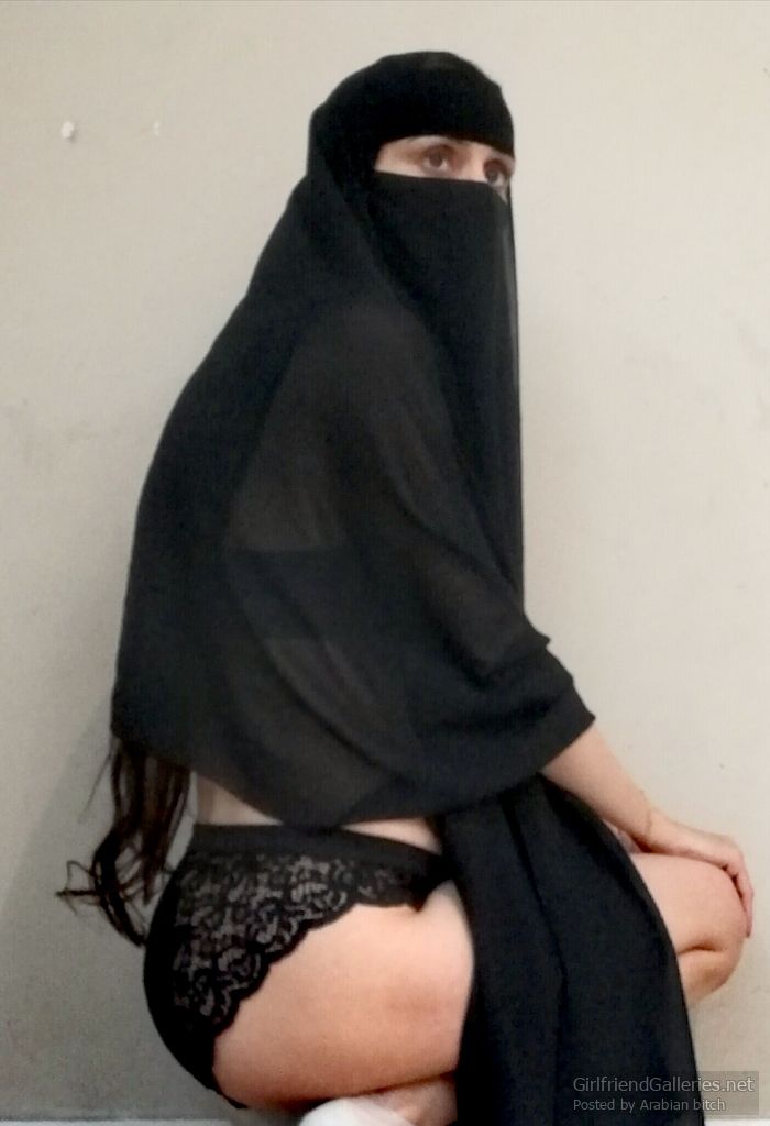 My sexy naked niqab ass تعري طيزي