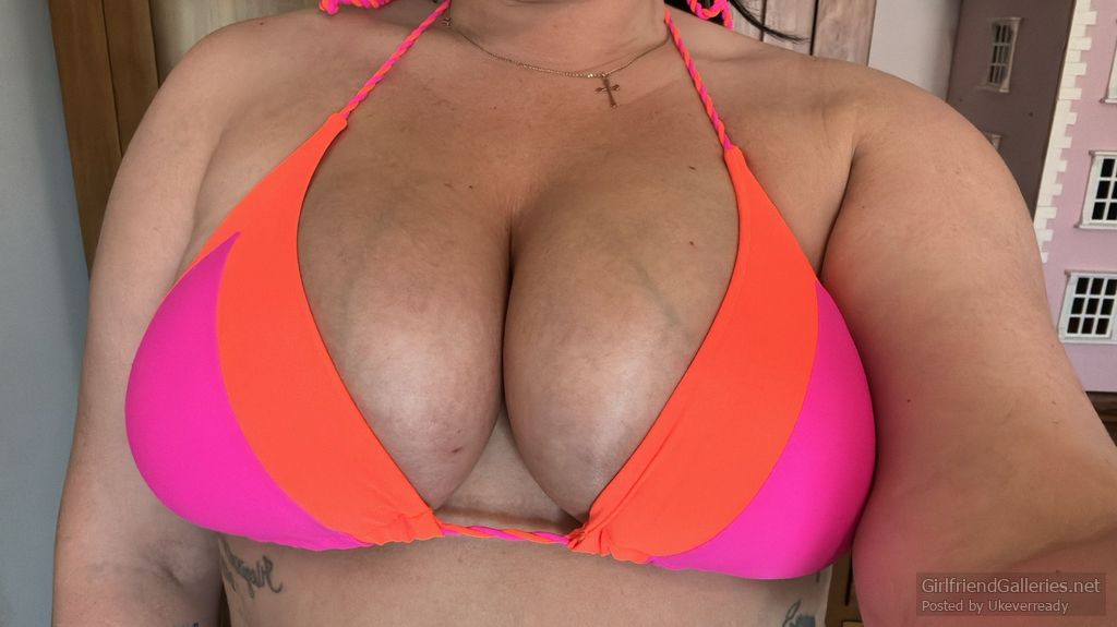 Girlfriends tits