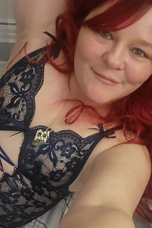 Rosees are red and very naughty