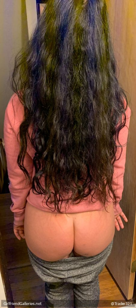 Wife showing her ass