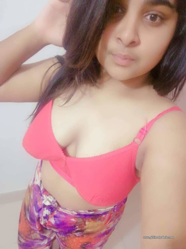 Bangladeshi Cute Chubby Girl nude