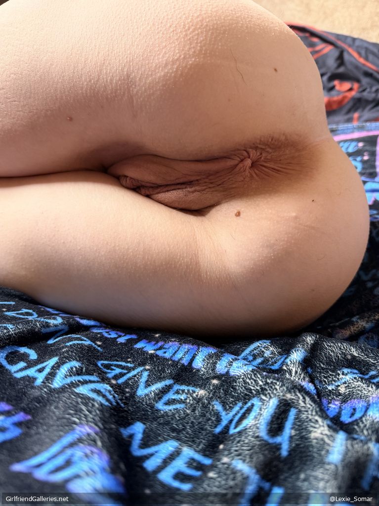 Blonde Wife exposing her holes
