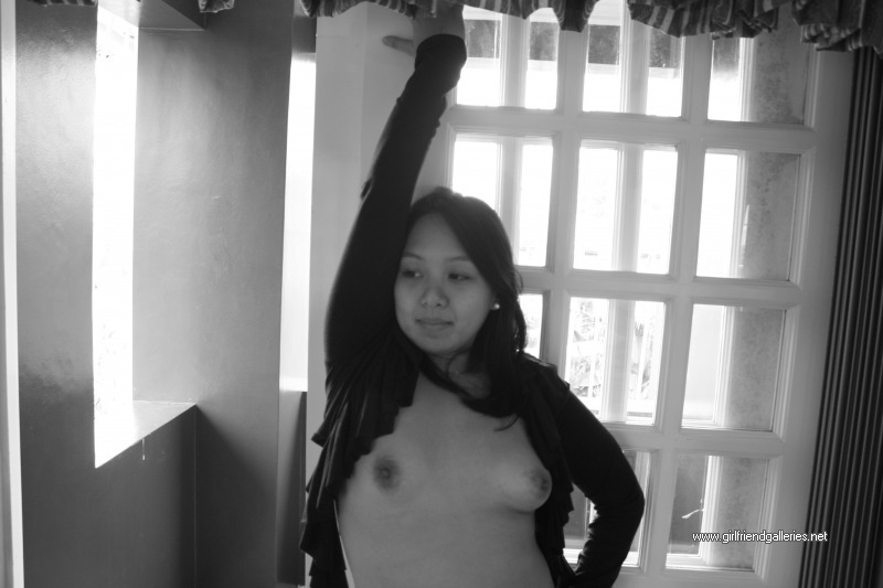 Pinay Slutty Nude Pics From Winnipeg