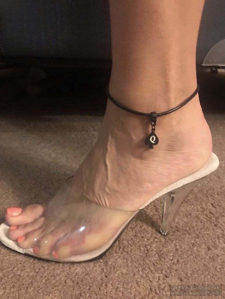 My Hotwife phat juicy ass