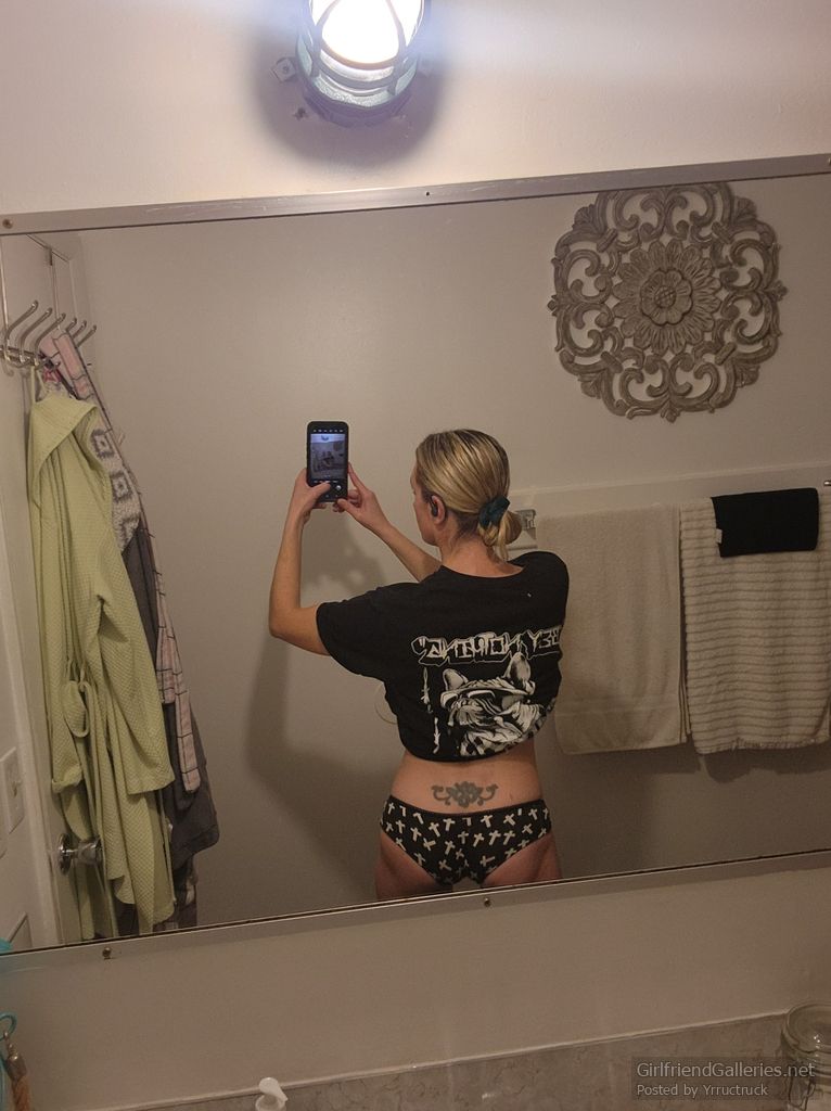 Old mature milf wants to be used